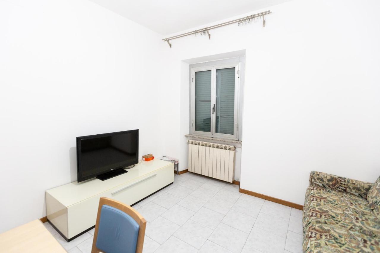 Dream House Chinatown Apartment Milan Bagian luar foto