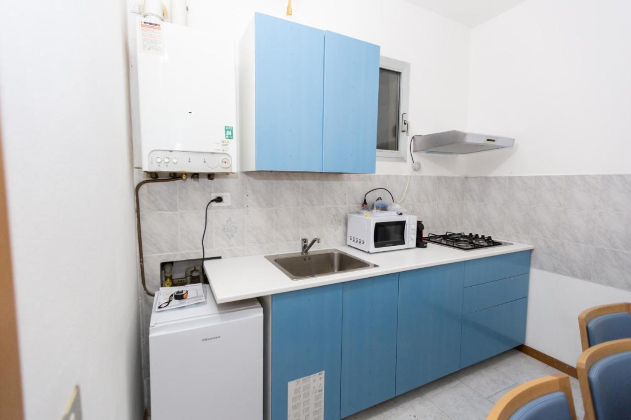 Dream House Chinatown Apartment Milan Bagian luar foto